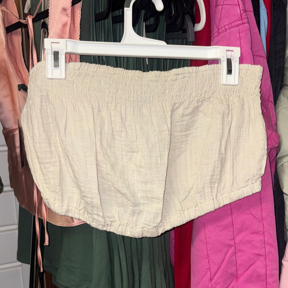 5/$10 Women's Cream tube top